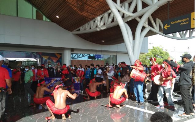 PENJEMPUTAN ATLET WUSHU DI MRK