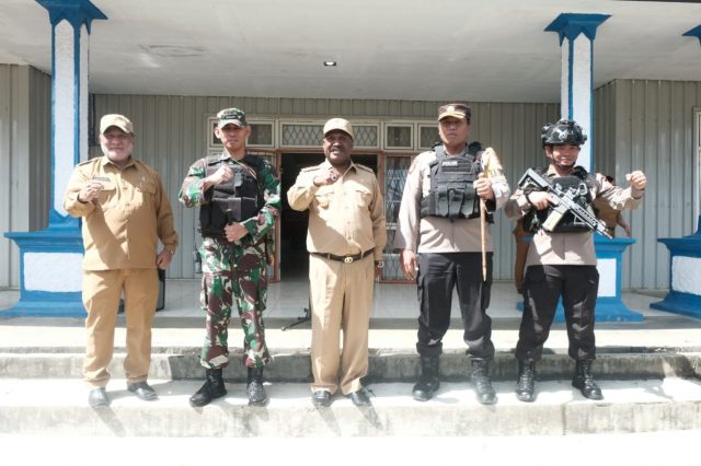 HIMBAUAN BUPATI - KAPOLRES DAN DANDIM PUNCAK-1