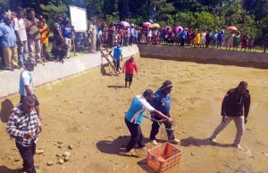 Bupati Boven Digoel Bersama Masyarakat Mindiptana Panen Ikan
