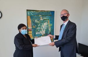 Fientje Suebu Serahkan Salinan Kepercayaan Kepada Kemenlu Selandia Baru