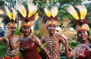 Cenderawasih Simbol Keondoafian, Tak Diperbolehkan Memakai Sembarangan