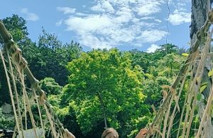 Di Distrik Iwur, Jembatan Rotan itu Terus Menelan Korban