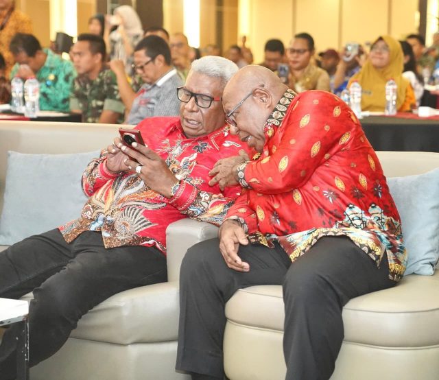 A-1 JOHANES RETTOB DAN EMANUEL KEMONG