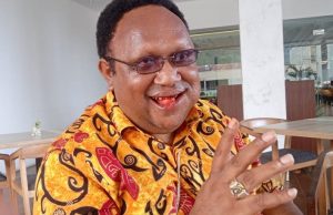 Setelah 13, John NR Gobay Berjuang untuk Tambang Rakyat