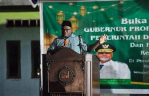 Nawipa dan Rettob Buka Puasa Bersama Anak Yatin dan Khotib