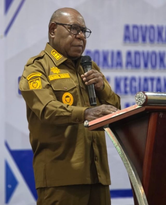 EMANEL KEMONG WAKIL BUPATI MIMIKA