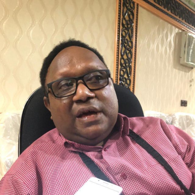 JOHN NR GOBAI, Wakil Ketua IV DPR Papua Tengah