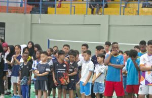 Ratusan Atlet Muda Bulu Tangkis di Mimika Mulai Beraksi