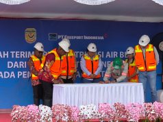 PT Freeport Indonesia Hibahkan Pipa High-Density Polyethylene kepada Pemda Mimika
