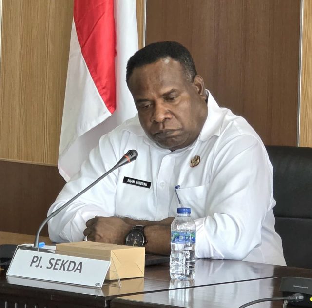 Penjabat (Pj) Sekretaris Daerah (Sekda) Mimika Abraham Kateyau
