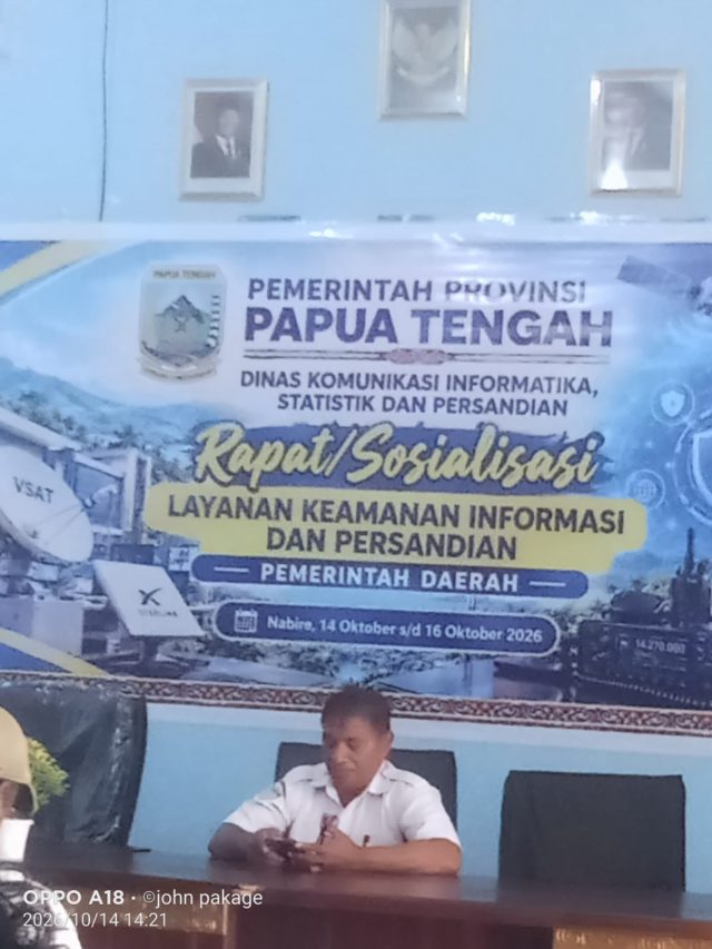 Dinas Komunikasi, Informatika, Statistik dan Persandian (Diskominfostaper) Provinsi Papua Tengah bersama Tim Siber Polda Papua Tengah menggelar sosialisasi layanan keamanan informasi dan persandian pemerintahan daerah