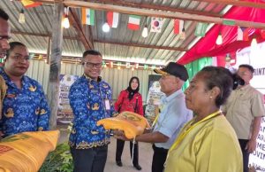 Pemprov Papua Tengah Salurkan Santunan Pahlawan Kemerdekaan