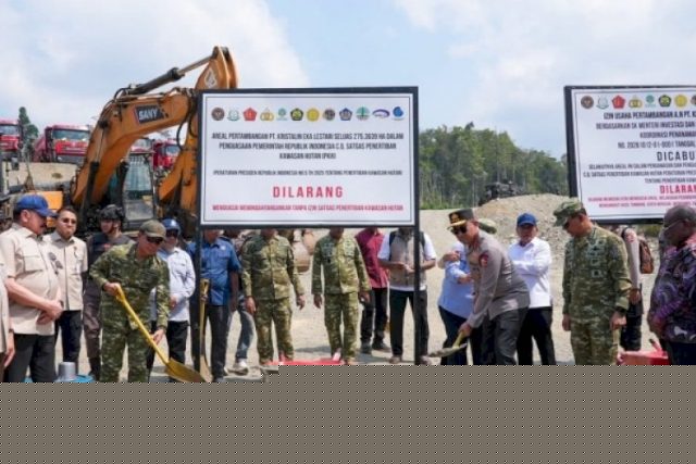Satuan Tugas Penertiban Kawasan Hutan (Satgas PKH) resmi menutup operasional tambang emas seluas 275,36 hektare milik PT Kristalin Eka Lestari di Distrik Makimi, Kabupaten Nabire, Papua Tengah